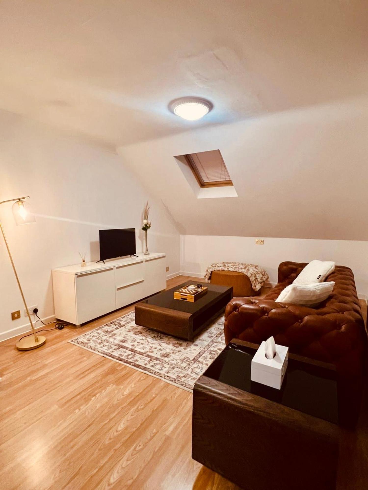 City Signature Apartments Кеймбридж Екстериор снимка